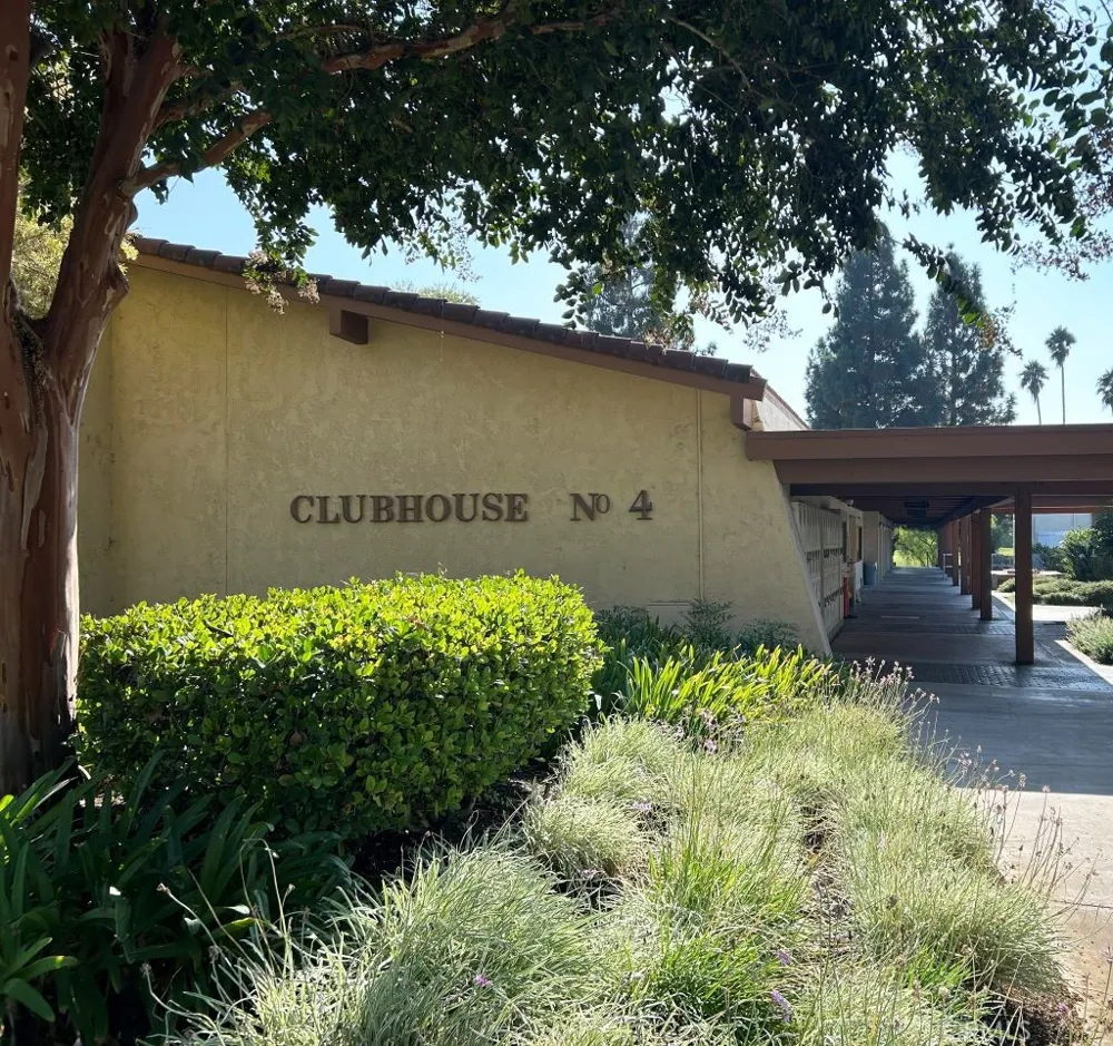 2354 Via Mariposa W #1E Laguna Woods, CA 92637