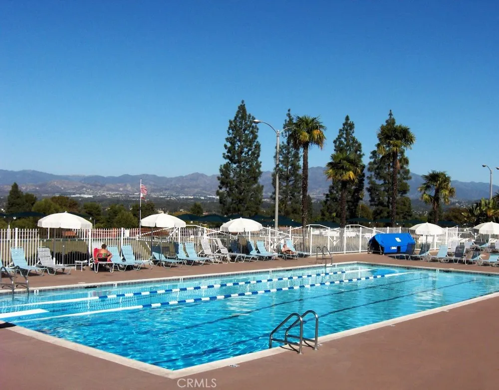 2354 Via Mariposa W #1E Laguna Woods, CA 92637