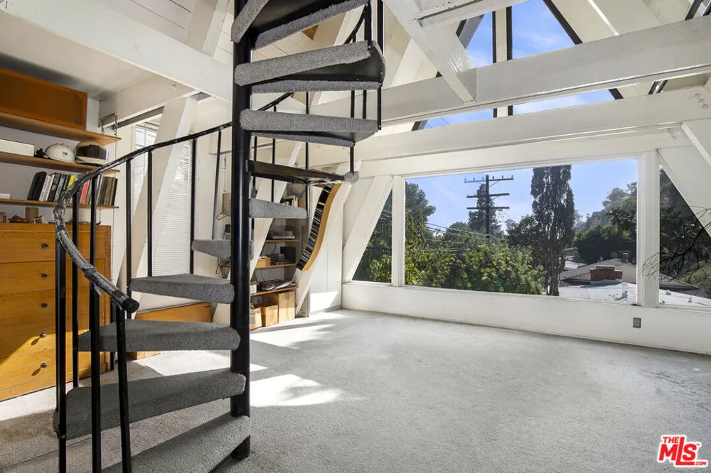 1815 Laurel Canyon Boulevard Los Angeles, CA 90046