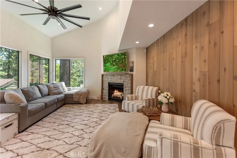 27721 Peninsula Drive #231 Lake Arrowhead, CA 92352