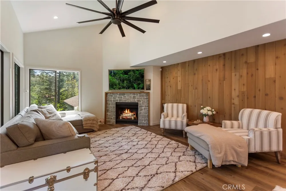 27721 Peninsula Drive #231 Lake Arrowhead, CA 92352