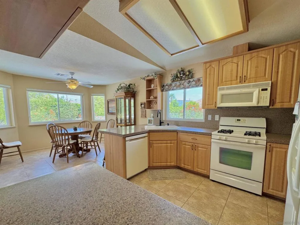 9770 Middlecoff Ct Desert Hot Springs, CA 92240