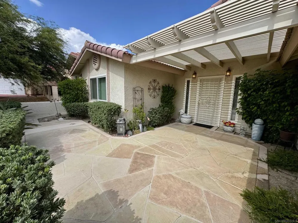 9770 Middlecoff Ct Desert Hot Springs, CA 92240