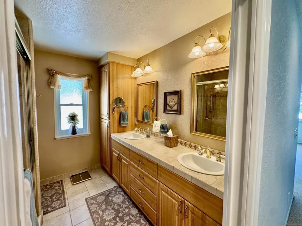 9770 Middlecoff Ct Desert Hot Springs, CA 92240