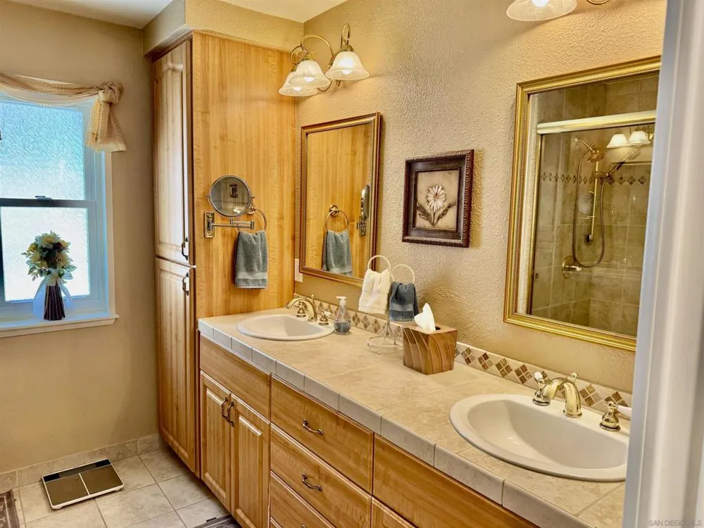 9770 Middlecoff Ct Desert Hot Springs, CA 92240