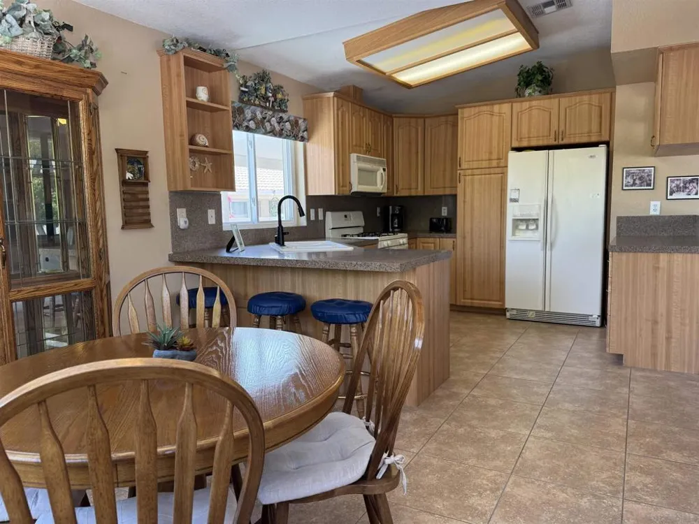 9770 Middlecoff Ct Desert Hot Springs, CA 92240