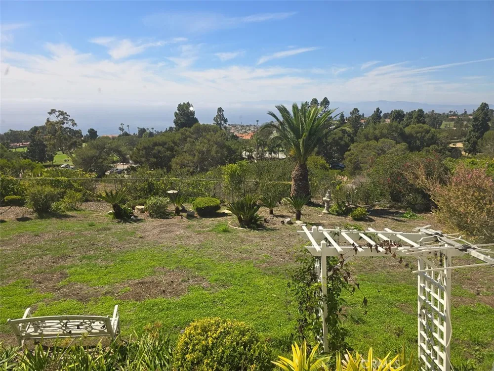 6759 Alta Vista Drive Rancho Palos Verdes, CA 90275