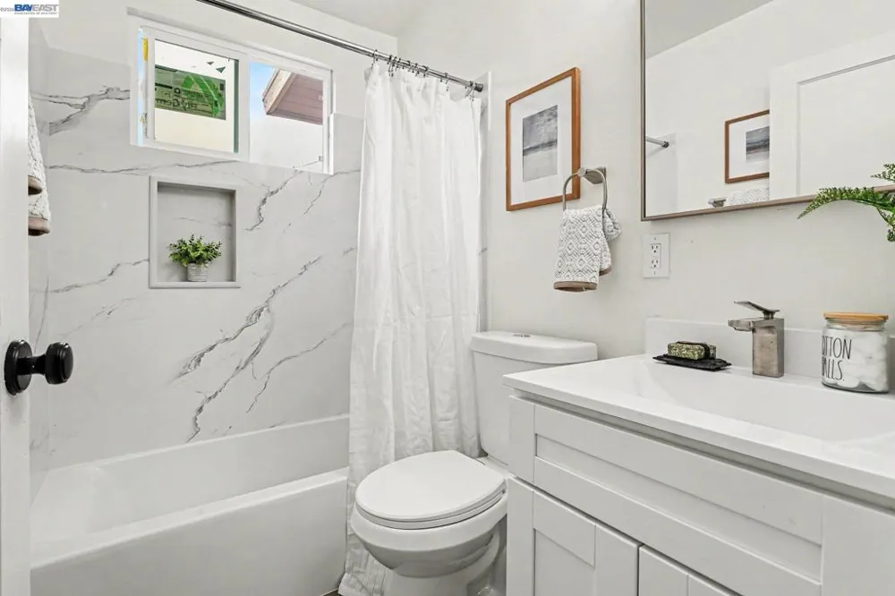 23739 Ida Ln Hayward, CA 94541