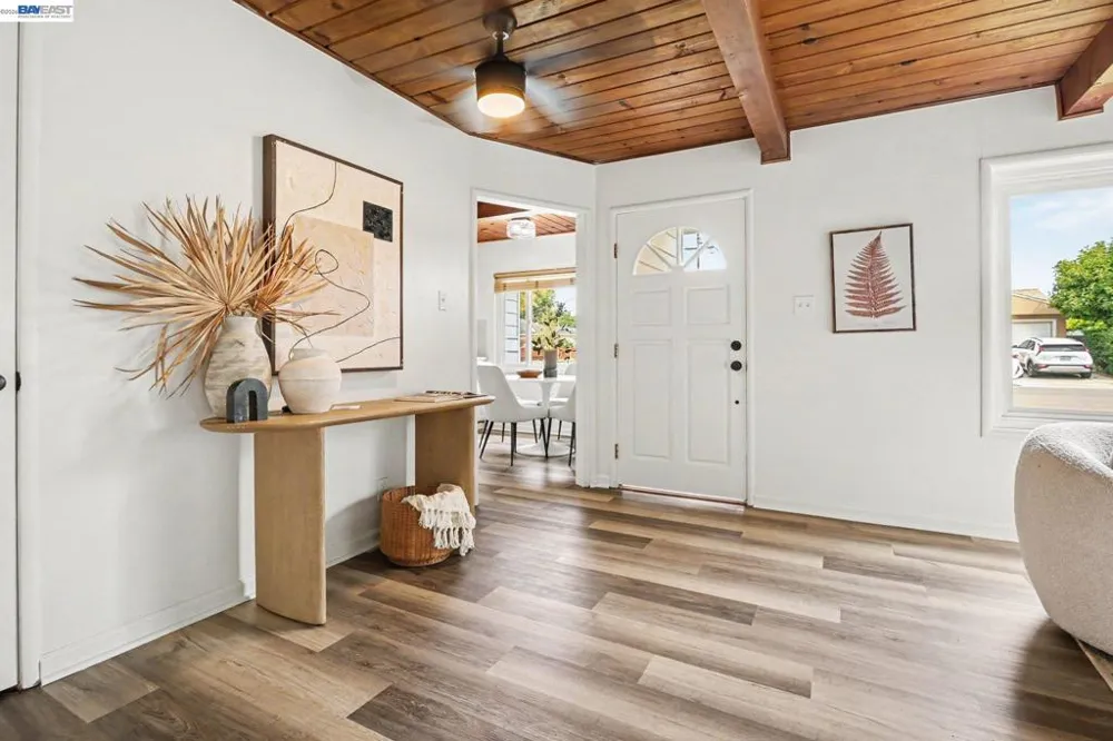 23739 Ida Ln Hayward, CA 94541