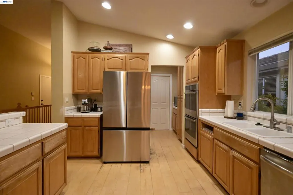 8051 Canyon Creek Cir Pleasanton, CA 94588