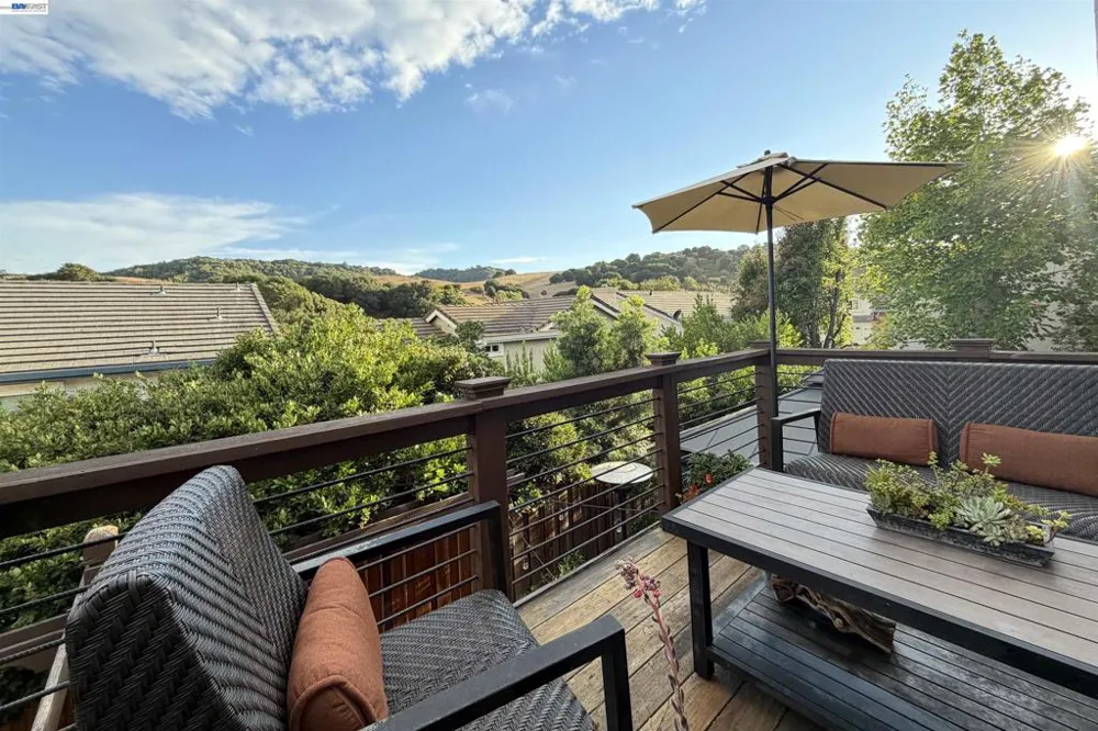 8051 Canyon Creek Cir Pleasanton, CA 94588