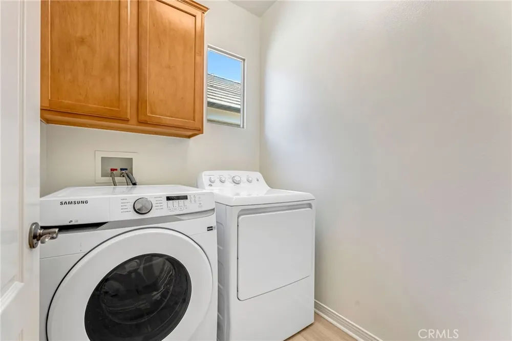 76 Canal Irvine, CA 92620