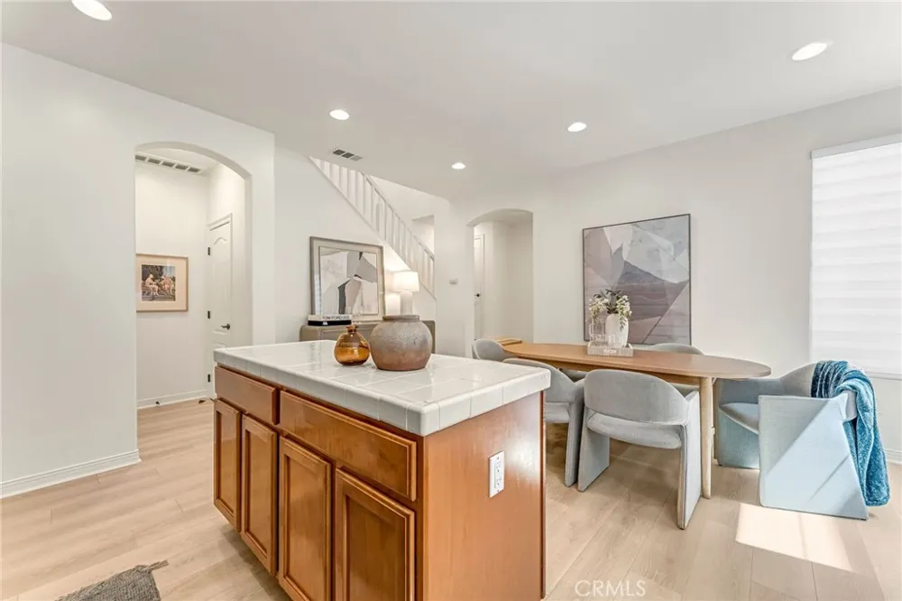 76 Canal Irvine, CA 92620