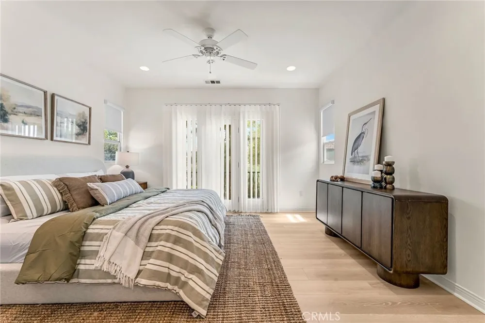 76 Canal Irvine, CA 92620