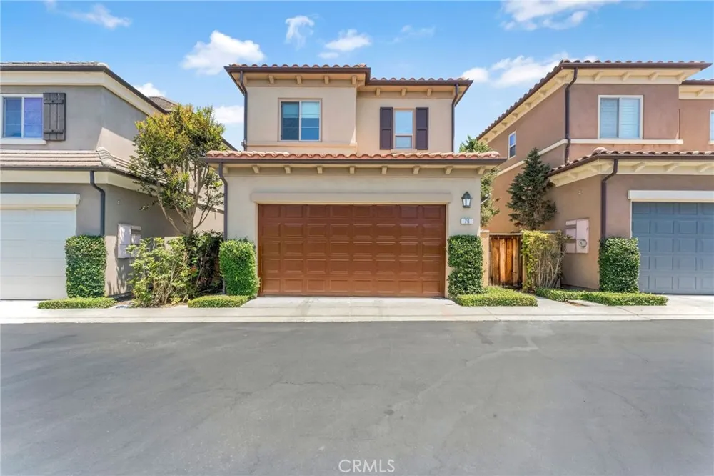 76 Canal Irvine, CA 92620