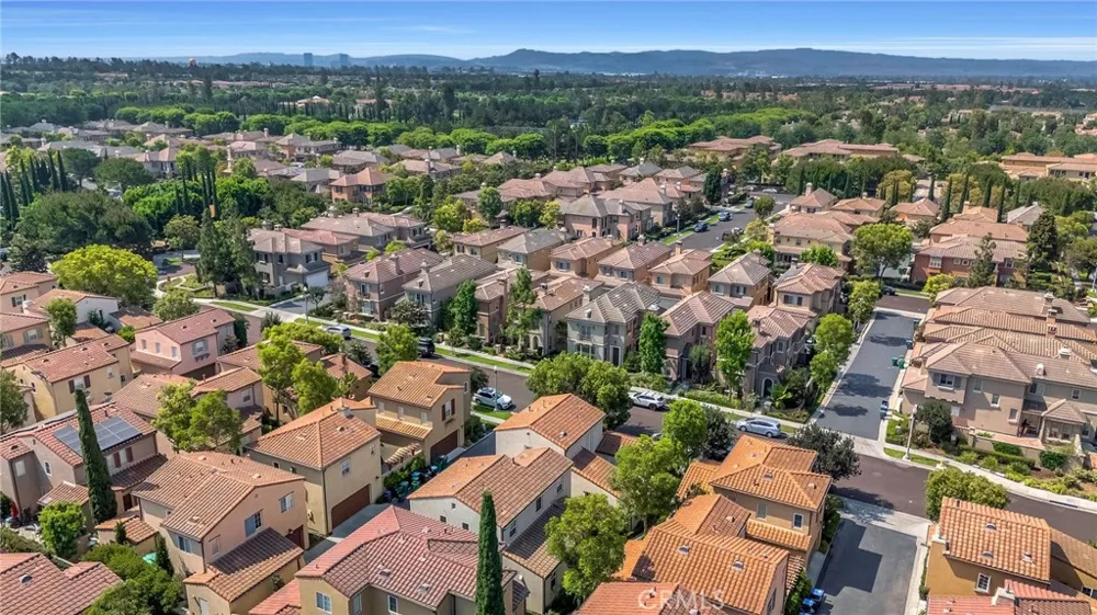 76 Canal Irvine, CA 92620