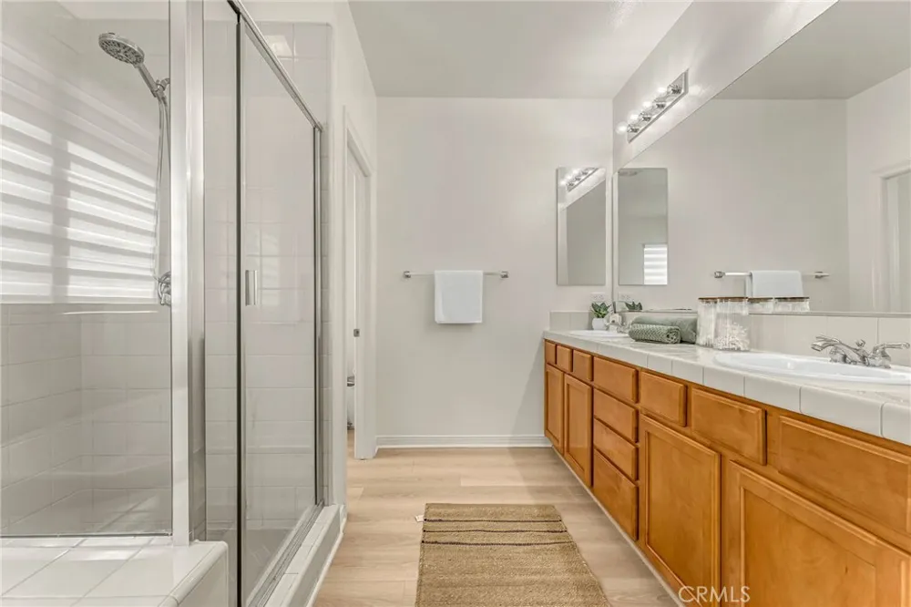 76 Canal Irvine, CA 92620