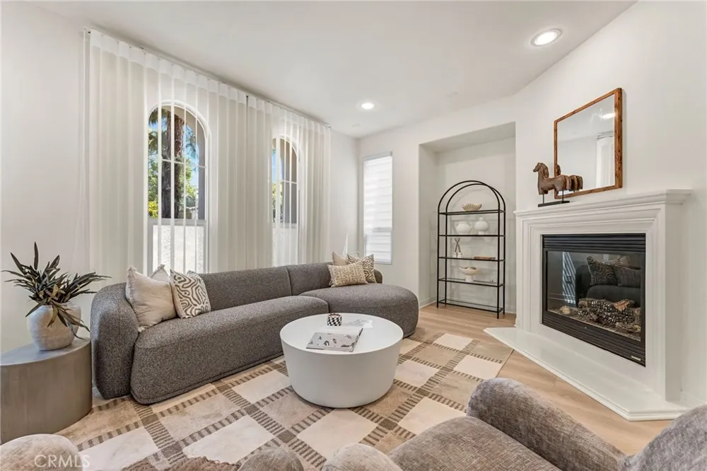 76 Canal Irvine, CA 92620