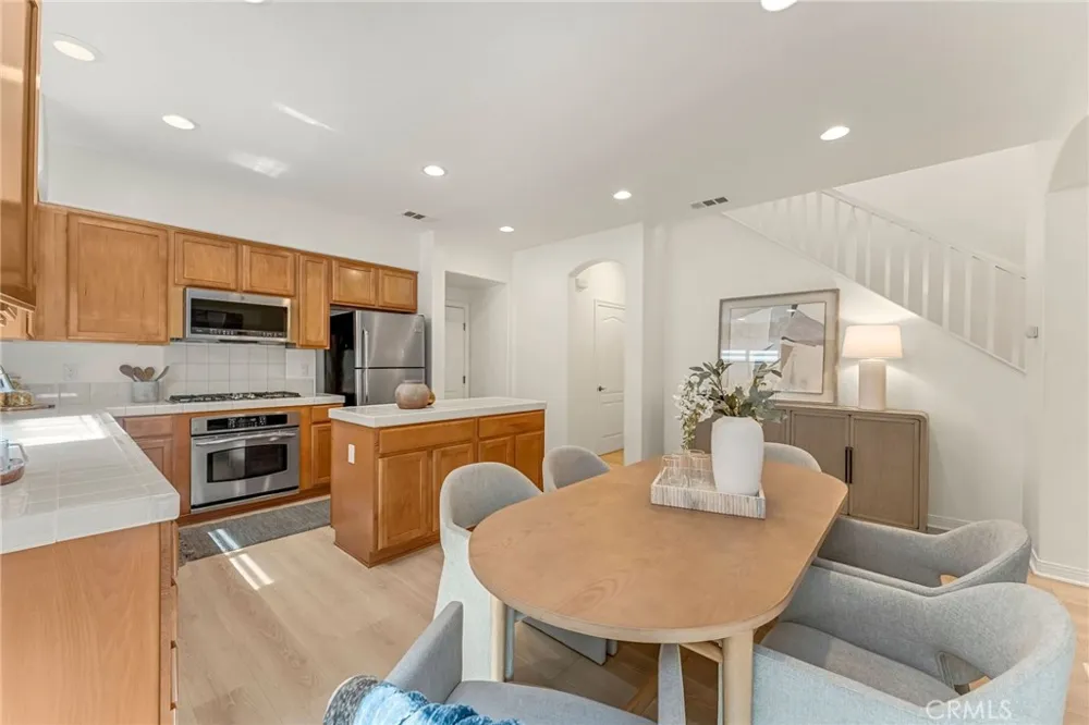 76 Canal Irvine, CA 92620