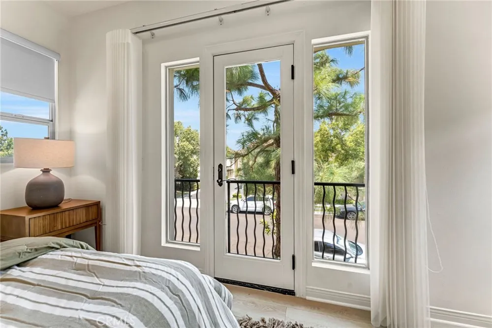 76 Canal Irvine, CA 92620