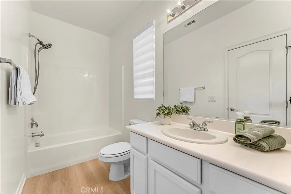 76 Canal Irvine, CA 92620