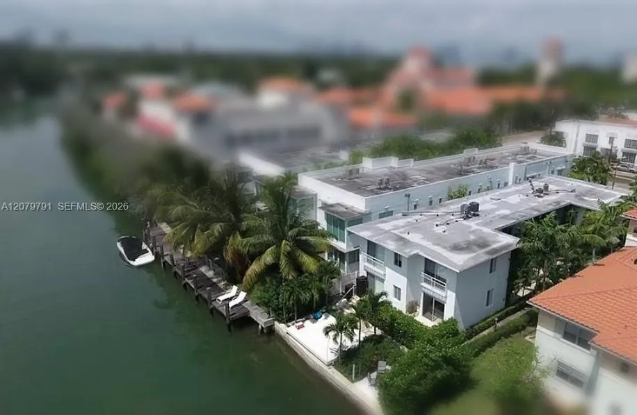 3921 Meridian Ave Miami Beach, FL 33140