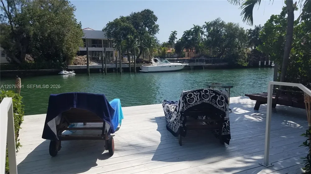 3921 Meridian Ave Miami Beach, FL 33140