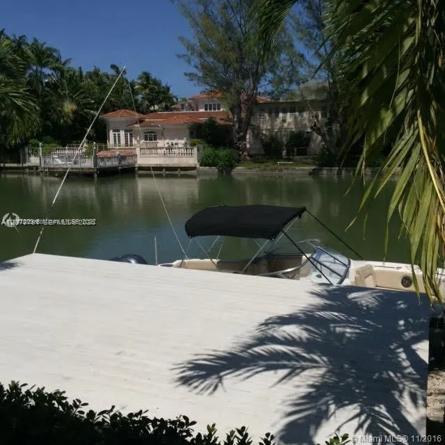 3921 Meridian Ave Miami Beach, FL 33140