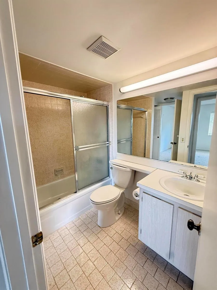418 PINE GLEN LANE #C-2 