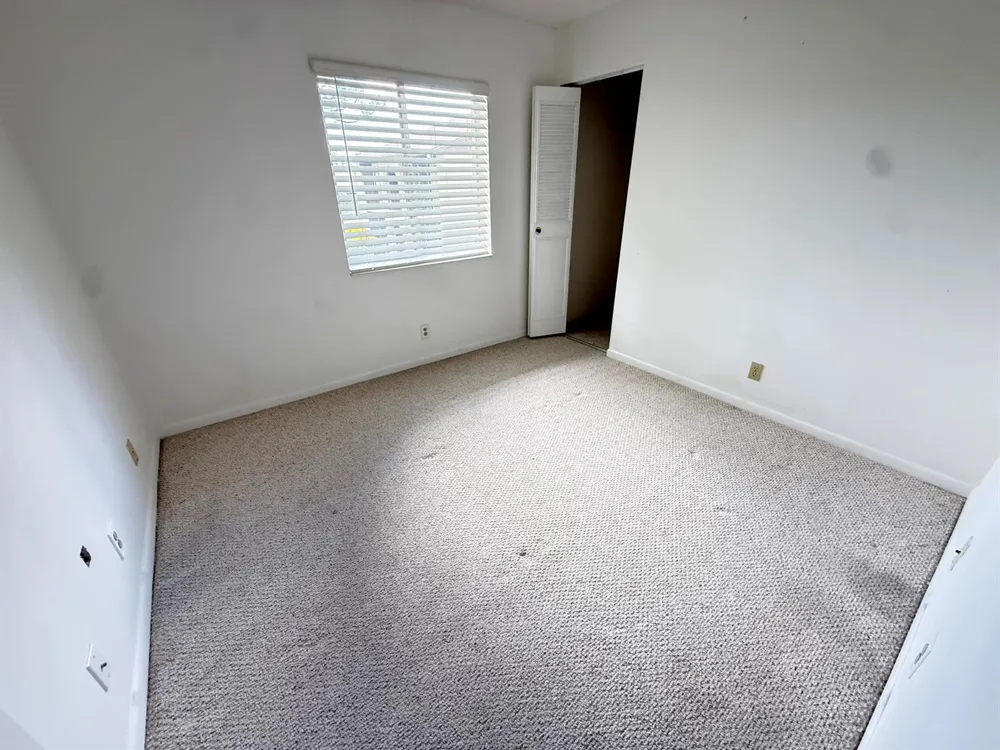 418 PINE GLEN LANE #C-2 