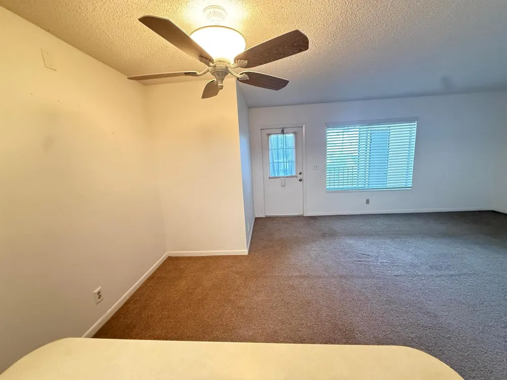 418 PINE GLEN LANE #C-2 
