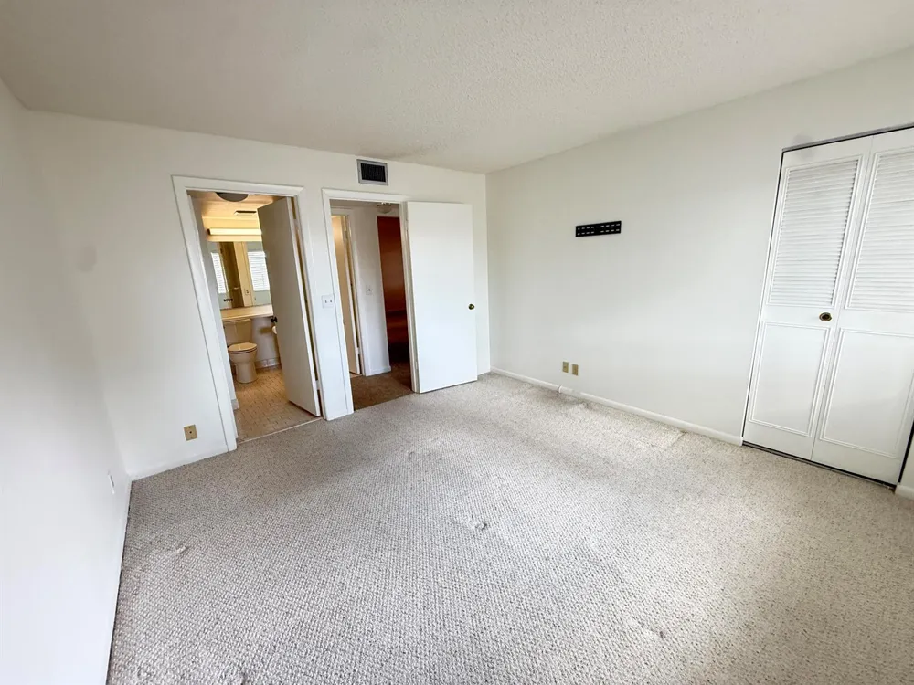 418 PINE GLEN LANE #C-2 