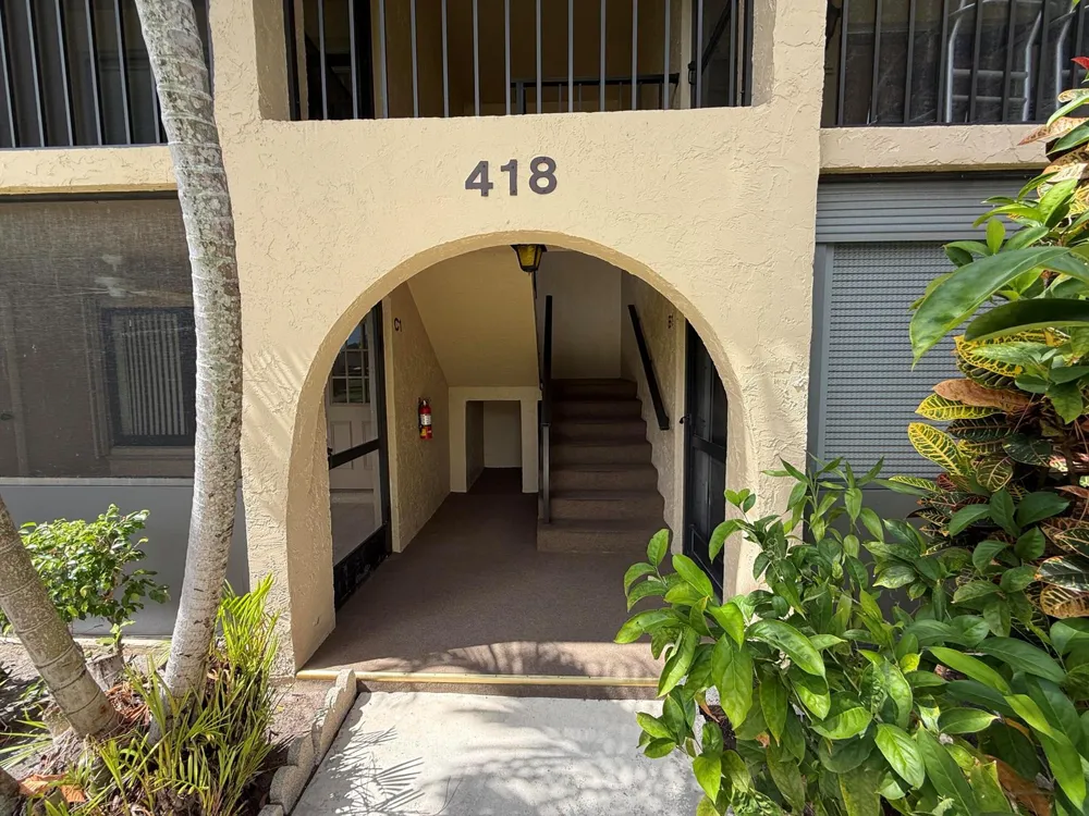418 PINE GLEN LANE #C-2 