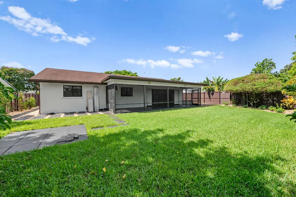 3291 NW 63RD STREET Fort Lauderdale, FL 33309