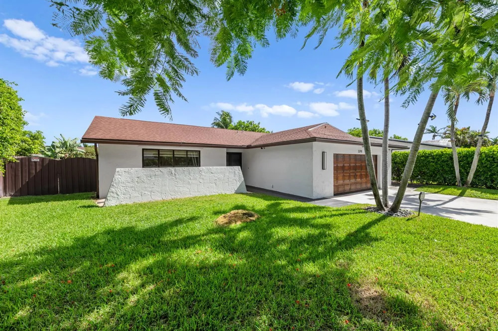 3291 NW 63RD STREET Fort Lauderdale, FL 33309
