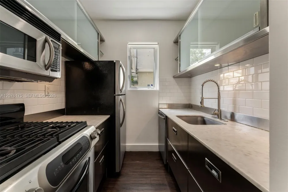 1751 James Ave #107 Miami Beach, FL 33139