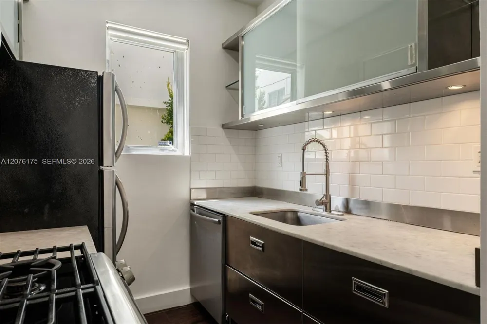 1751 James Ave #107 Miami Beach, FL 33139