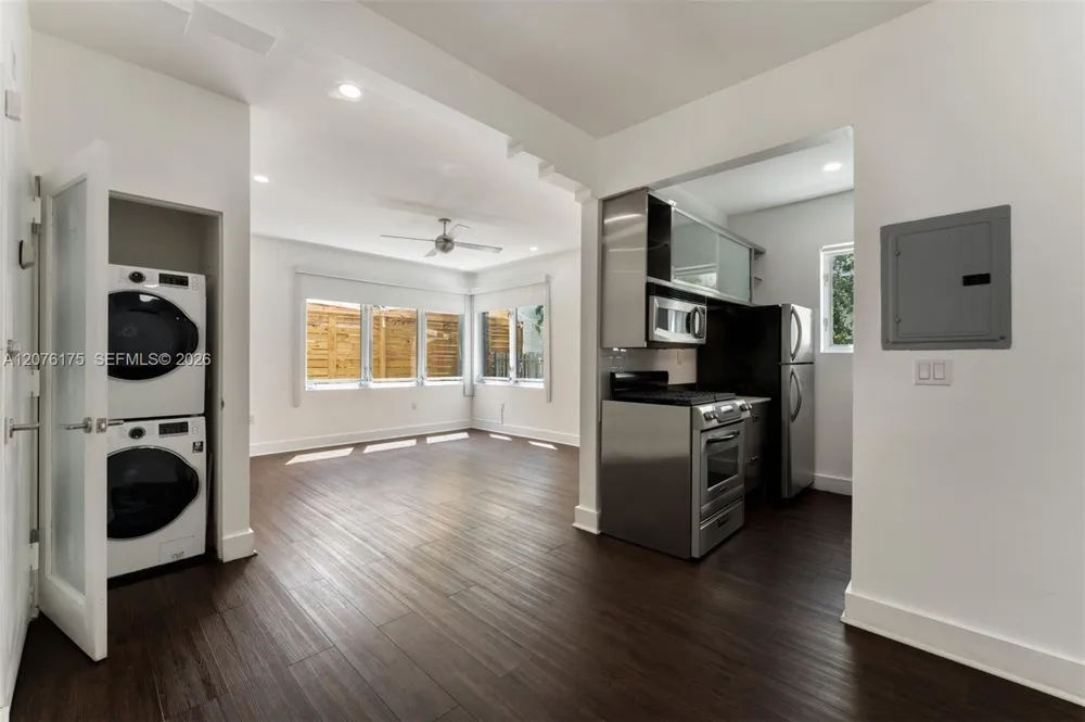 1751 James Ave #107 Miami Beach, FL 33139