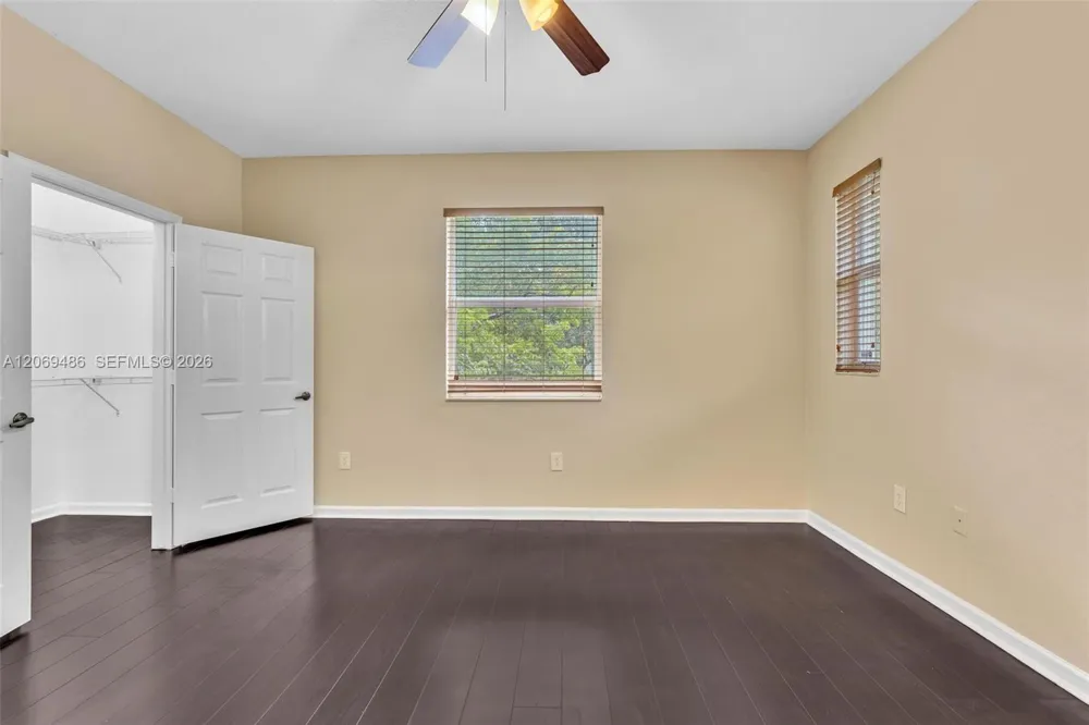 3102 NW 24th Way Oakland Park, FL 33309