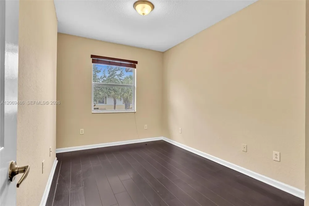3102 NW 24th Way Oakland Park, FL 33309