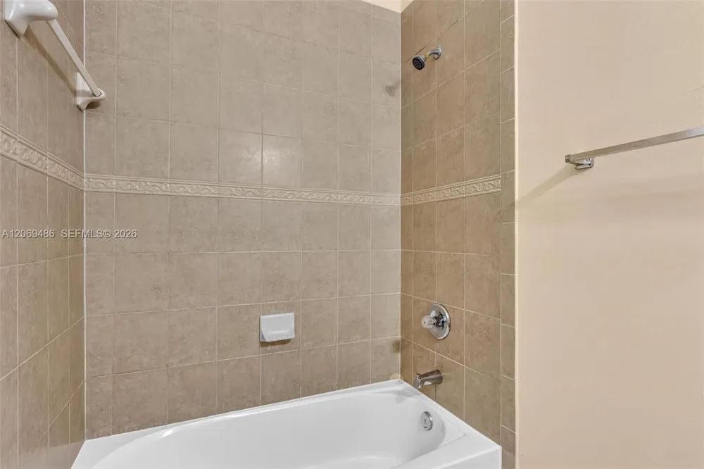 3102 NW 24th Way Oakland Park, FL 33309
