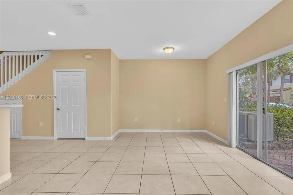 3102 NW 24th Way Oakland Park, FL 33309