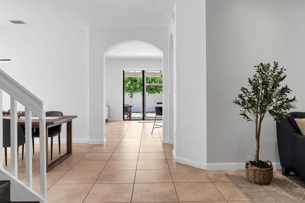 3548 W 88TH STREET Hialeah, FL 33018