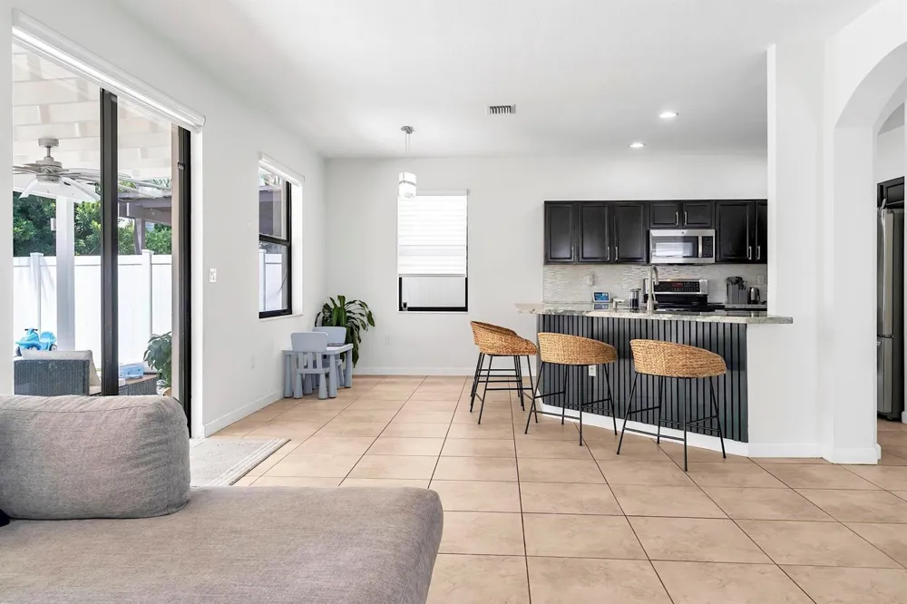 3548 W 88TH STREET Hialeah, FL 33018