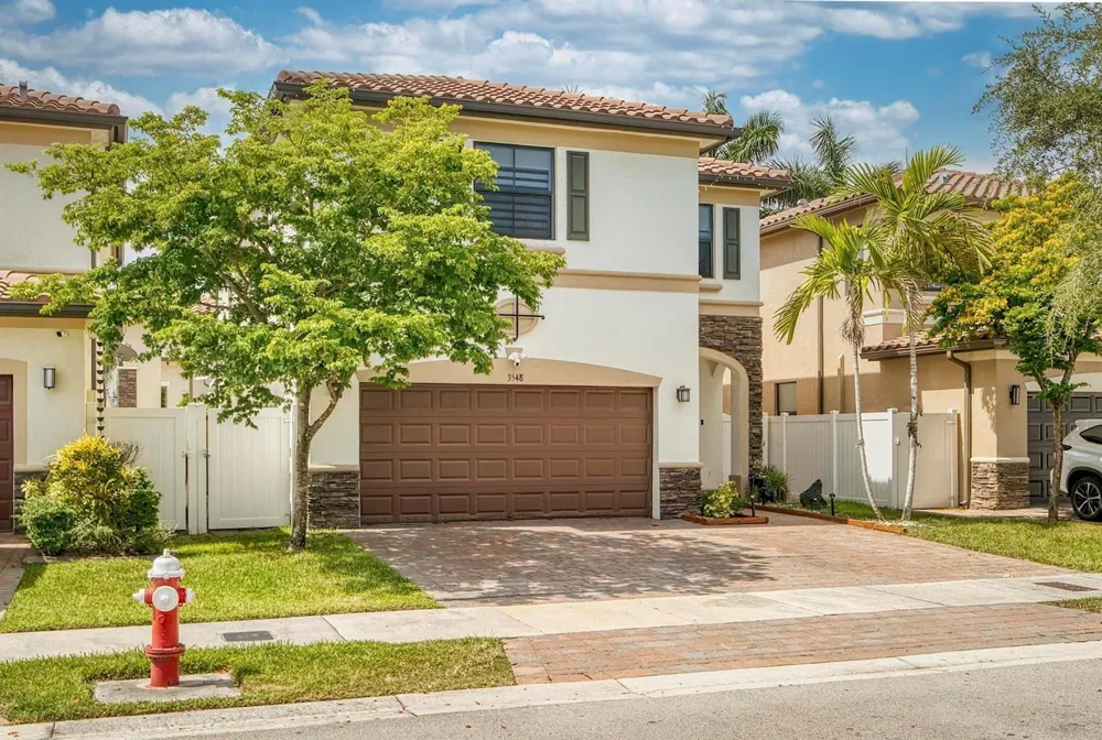3548 W 88TH STREET Hialeah, FL 33018