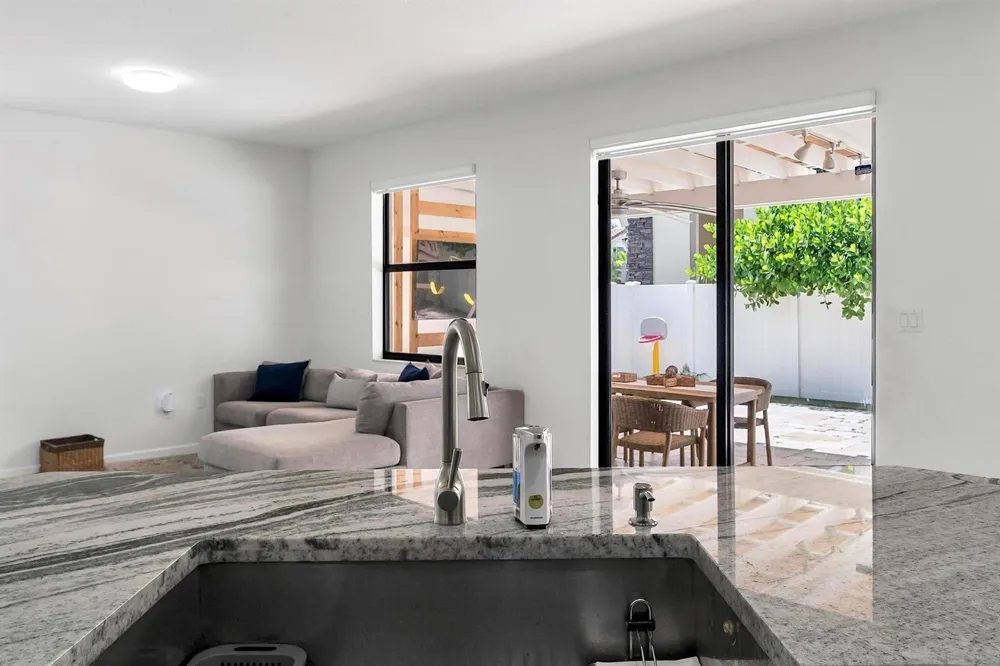 3548 W 88TH STREET Hialeah, FL 33018