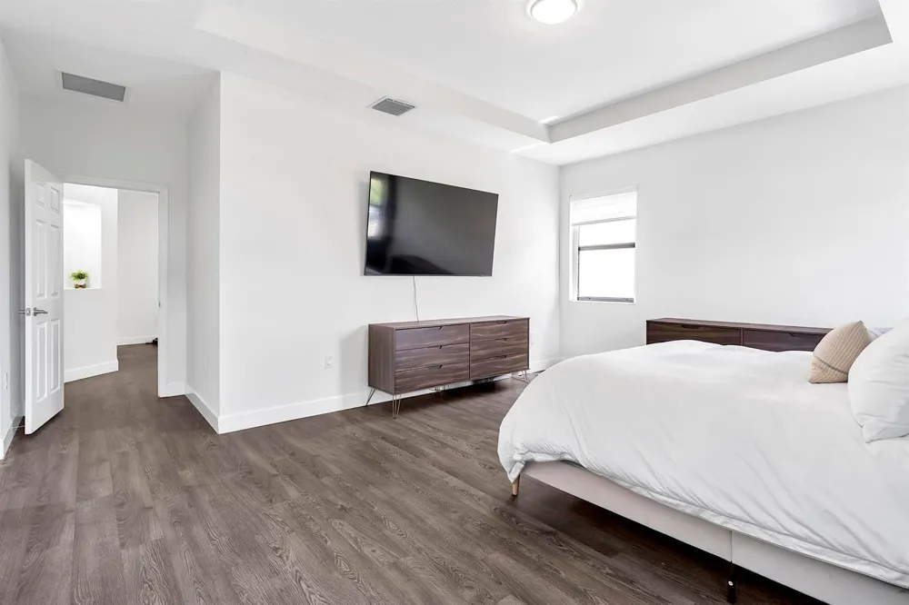 3548 W 88TH STREET Hialeah, FL 33018