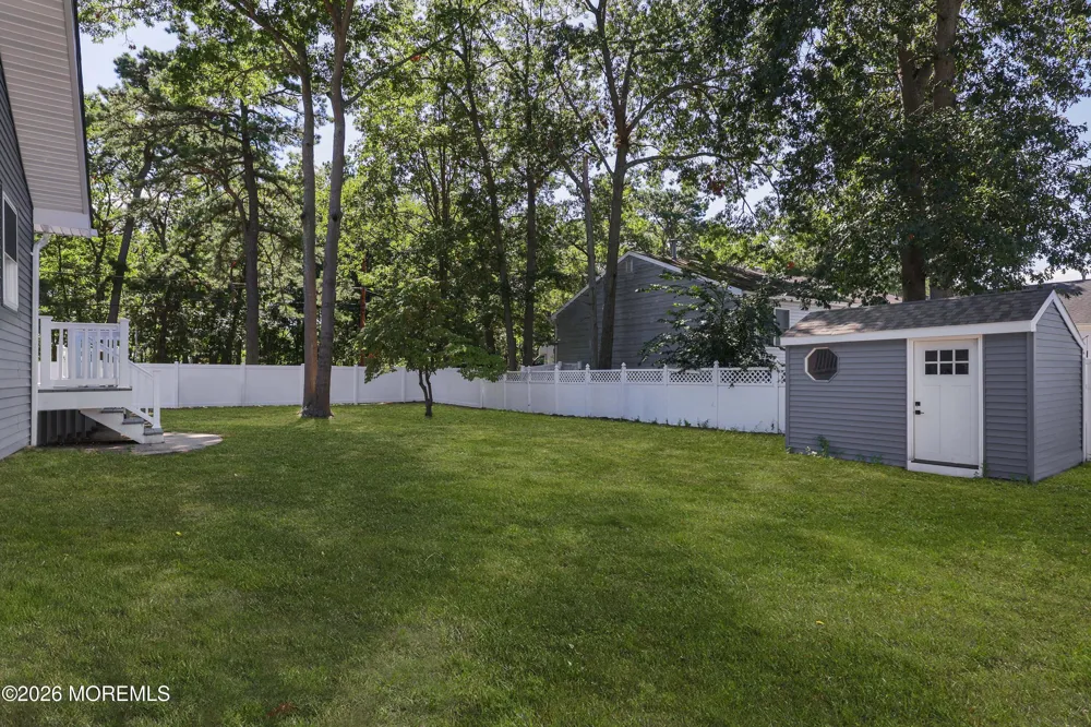 15 Walnut Street Beachwood, NJ 08722