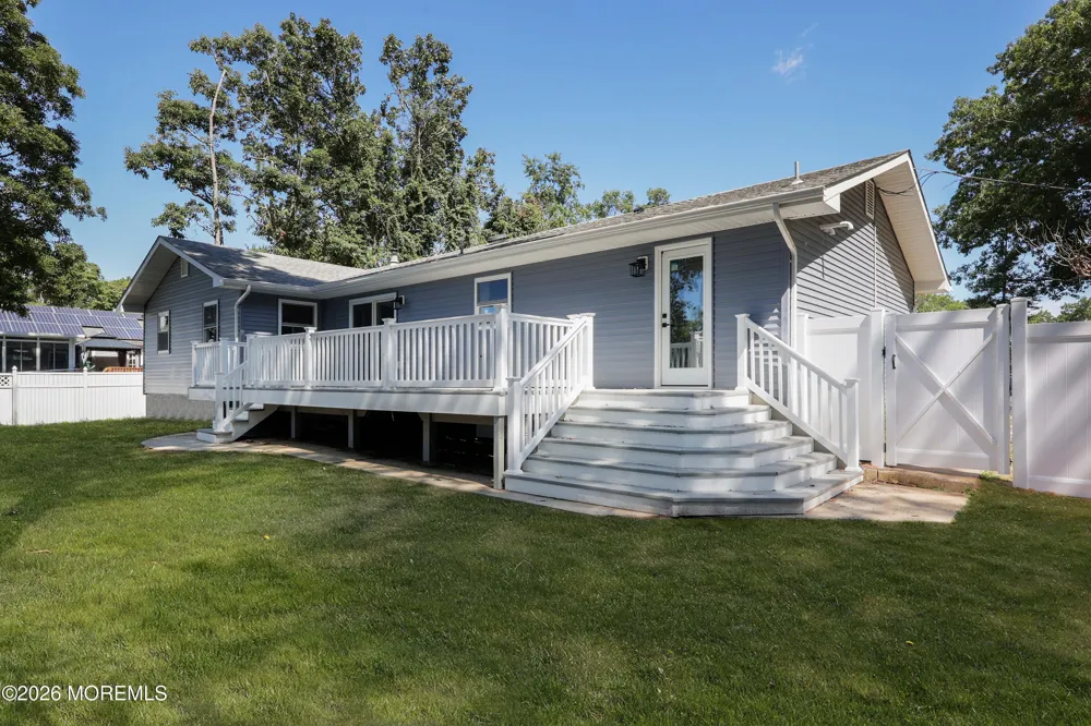 15 Walnut Street Beachwood, NJ 08722