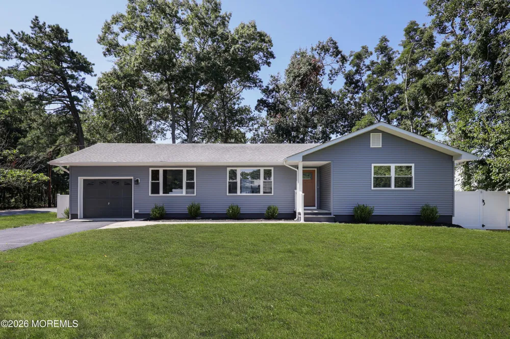 15 Walnut Street Beachwood, NJ 08722